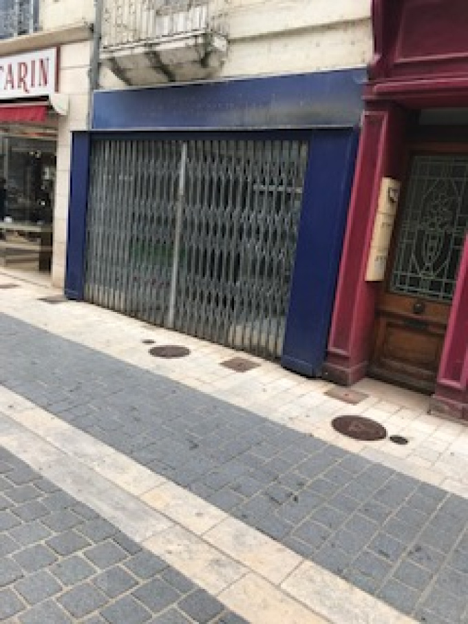 Location Immobilier Professionnel Local commercial Châtellerault (86100)