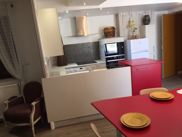 APPARTEMENT 2eme ETAGE