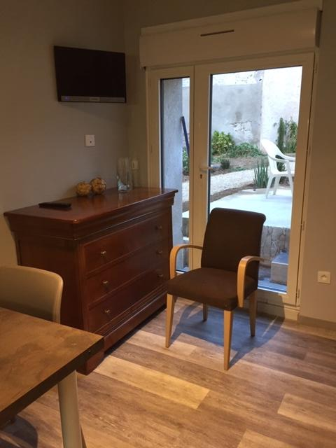 APPARTEMENT F1 en RDC